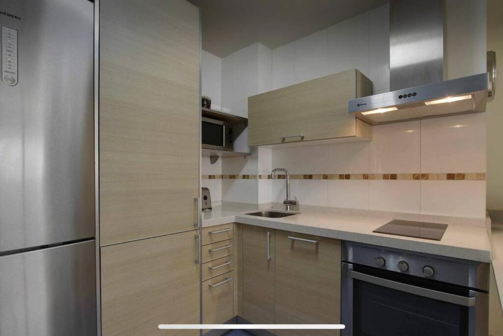 PACIFICO P4 - Bonito apartamento con piscina&parking, playa a 100 metros Apartamento Málaga Exterior foto