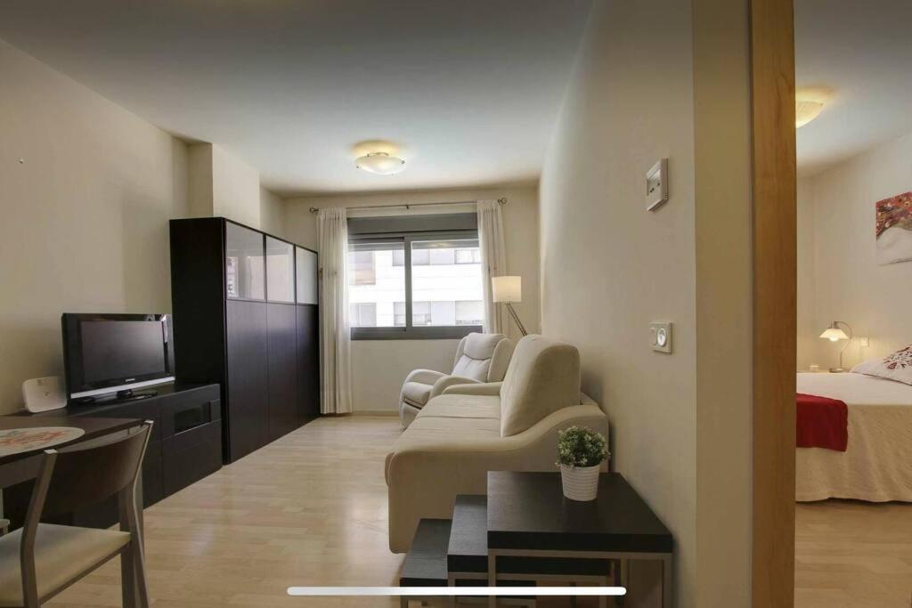 PACIFICO P4 - Bonito apartamento con piscina&parking, playa a 100 metros Apartamento Málaga Exterior foto